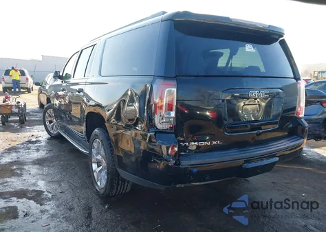 2015 GMC Yukon Xl 1500 Slt z USA, uszkodzony, nr VIN 1GKS2HKC2FR122473